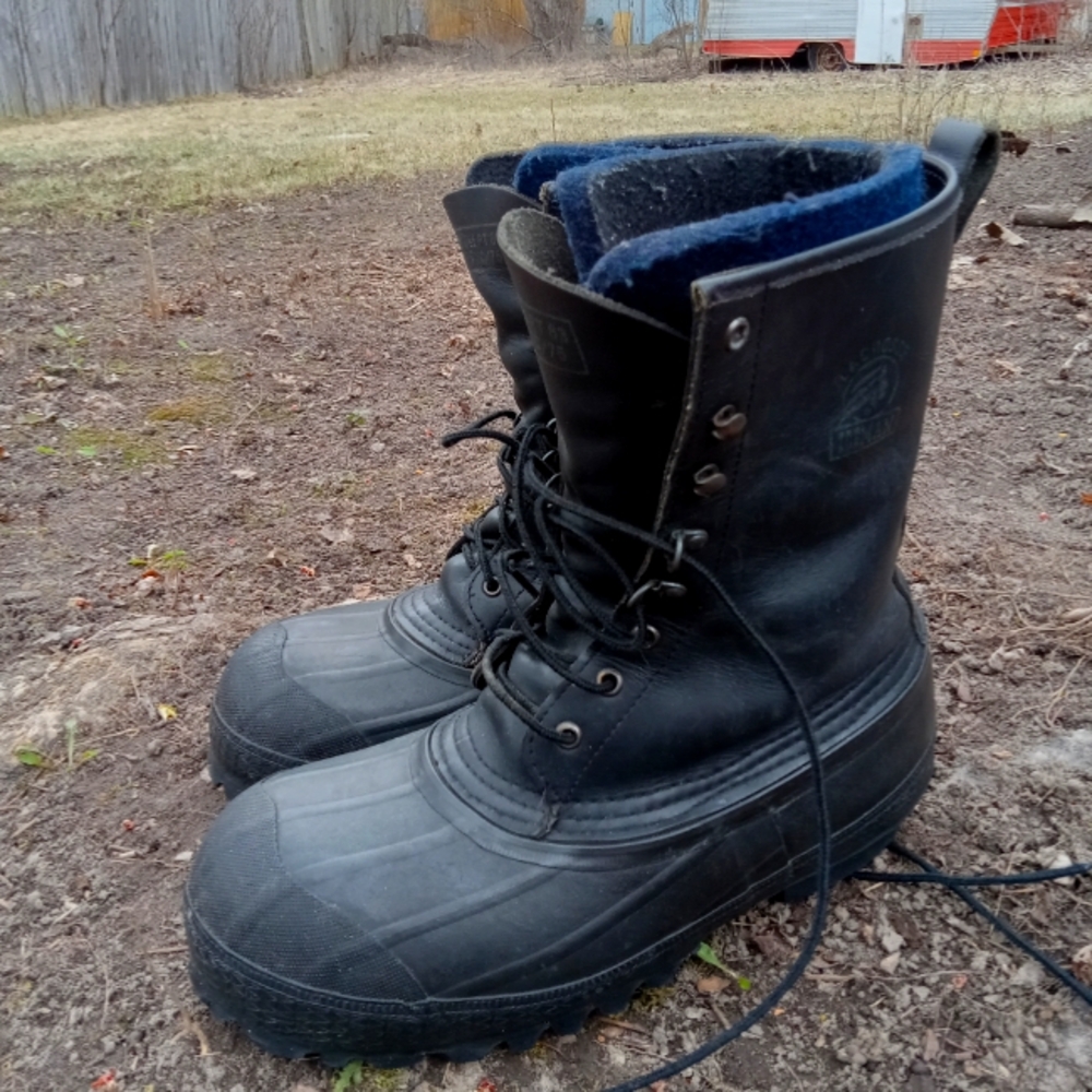 Black Insulated Lacrosse Winter Boots